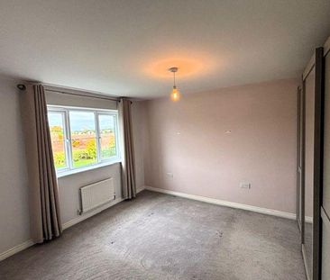 3 bedroom detached house to rent - Photo 5