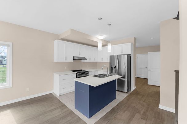 For Lease - 107 Louise Street, Welland, Ontario - Photo 1
