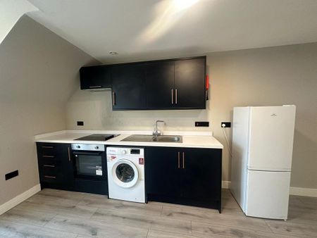 Studio to rent - Photo 3