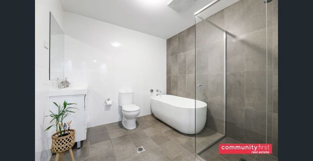 Luxurious Apartment Living - Photo 1