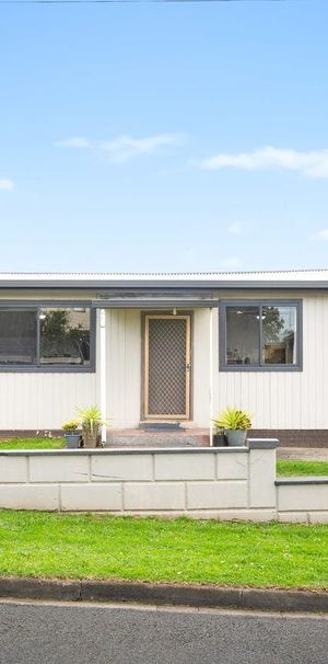 Neat & Tidy Home - Photo 1