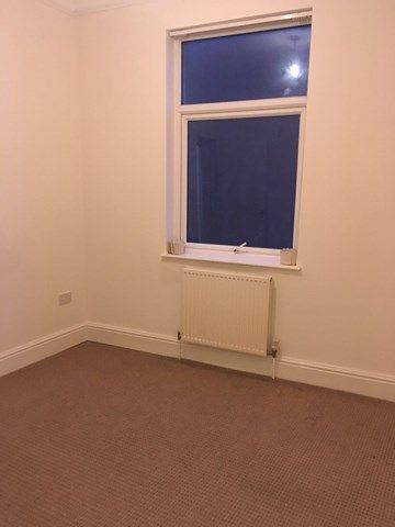 1 Bedroom Flat for Rent in clarindon rd, south shore, Blackpool, fy1 - Photo 5