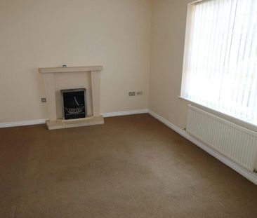 Flat to rent on - Photo 4
