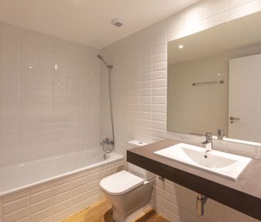 Piso de alquiler en Carrer de Joan Miró, Finestrelles - Photo 5