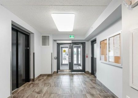 For Lease - 1460 Main Street Unit# 114, Milton, Ontario - Photo 3