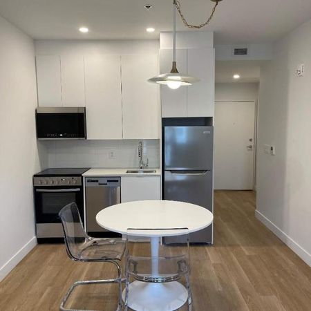 Studio - Montréal - $1,565 /mo - Photo 4