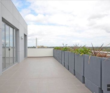 Strathfield - Photo 5