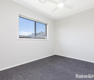 Beautifully Presented 4 Bedroom Family Home - Photo 6