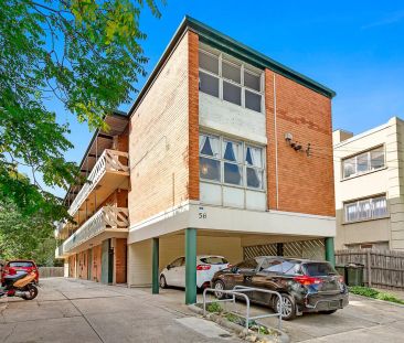 “Spacious 1bedder in a fabulous location!” - Photo 3