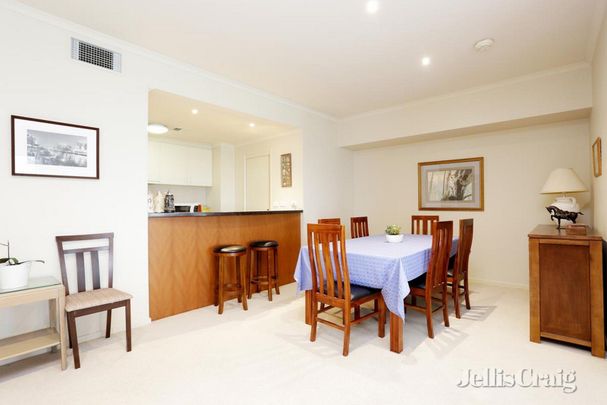 109/26 Queens Road, Melbourne - Photo 1