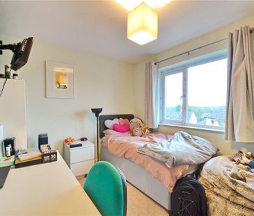 3 bedroom semi-detached house to rent - Photo 6
