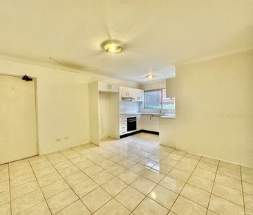 Beautifully Modern Unit - Photo 4