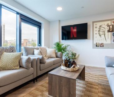 1 bedroom in a flat share to rent - Photo 1