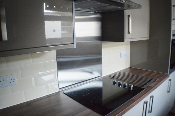 5 Bed Detached House, Cloister Street, NG7 - Photo 1