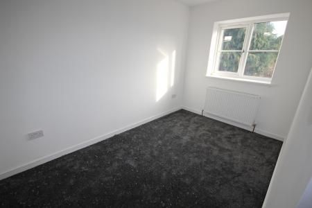 Bretlands Way, Staffordshire, Burton upon Trent, DE15 - Photo 3