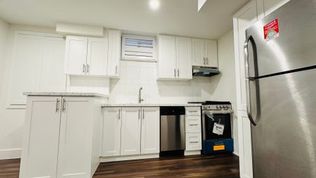 For Lease - 478 Cedric Terrace, Milton, Ontario - Photo 4