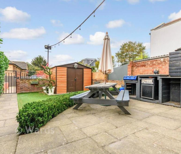 2 bedroom maisonette to rent - Photo 2