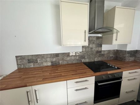 Station Road, Langley Mill, Nottingham, Derbyshire, NG16 - Photo 3