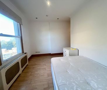 Room in a Shared Flat, St. James's Road, CR0 - Photo 4