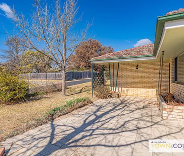 9 McShane Avenue, Armidale, NSW 2350 - Photo 2