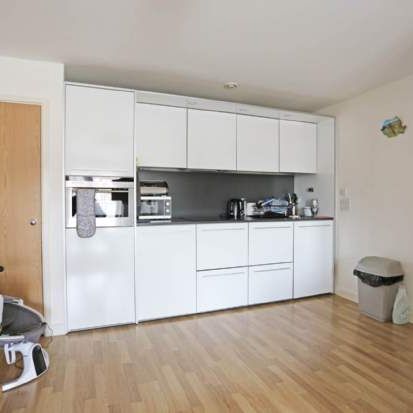 2 bedroom property to rent in Romford - Photo 1