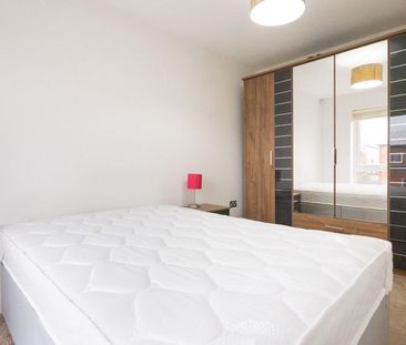 3 bedroom semi-detached house to rent - Photo 5