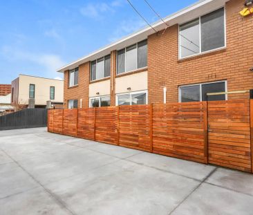 “FULLY RENOVATED IN PRIME LOCATION!” - Photo 2