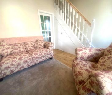 2 bedroom House To Let - Photo 2