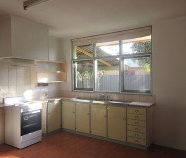 COTTAGE IN PRIME LOCATION - Photo 3