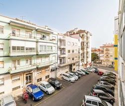 Apartment Renovated in a central area 2 bedrooms for rent Sintra - ... - Photo 5