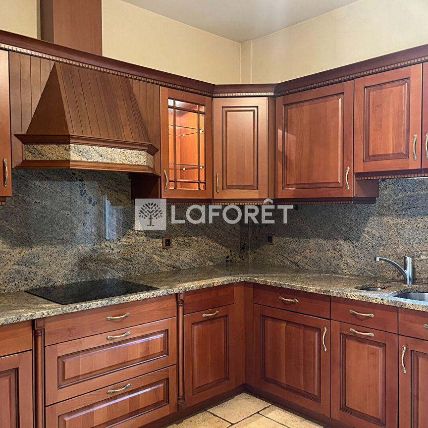 Apartment - Photo 1