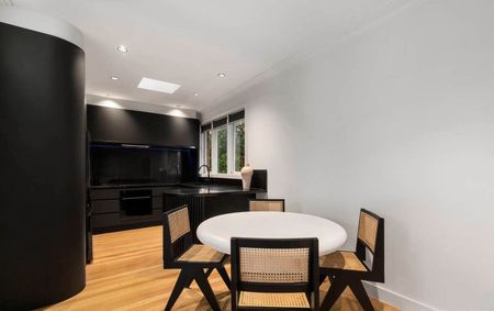 Stylish Gardenvale Retreat – Low-Maintenance Living in a Prime Location - Photo 5