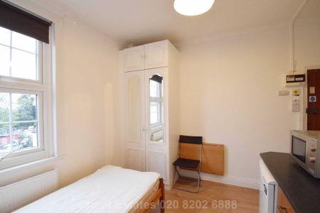 Price £900 pcm - Available Now - Furnished - Photo 3