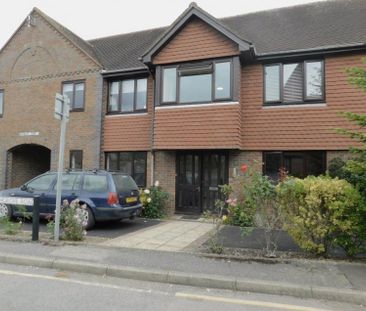 Highgate Court, Hawkhurst, Kent - £950pcm - Photo 4
