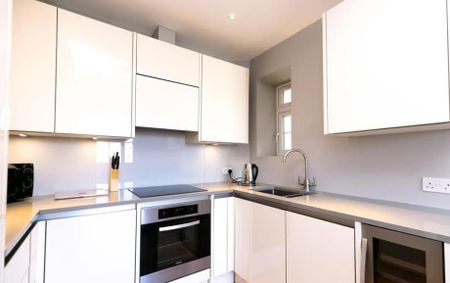 Park Road, NW8, London - Photo 2