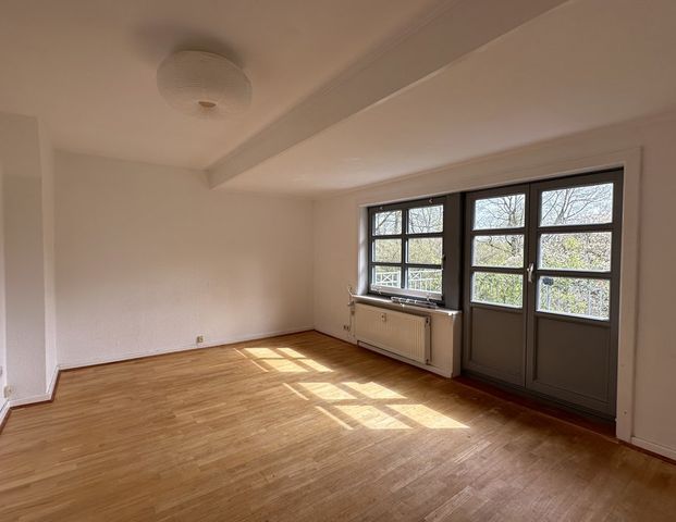 Kleine Familien aufgepasst - Naturnah wohnen im Dachgeschoss mit Aussicht! - Foto 1