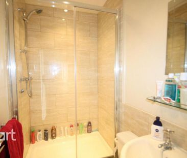1 bedroom in a house share to rent - Photo 5