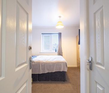 3 bedroom end of terrace house to rent - Photo 6