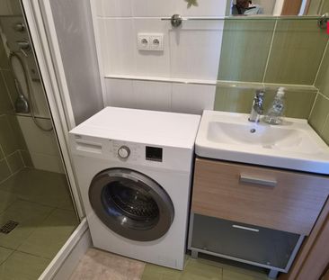 Pronájem bytu 1+1 27 m² - Photo 1
