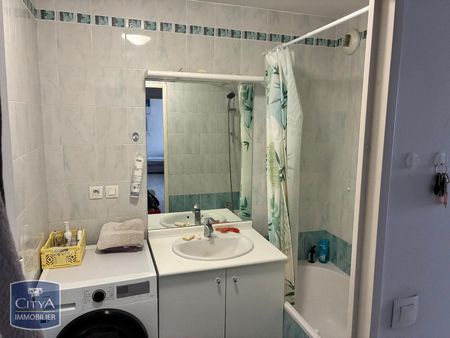 Location Appartement 2 pièces 48m² LYON 8ème - Photo 5