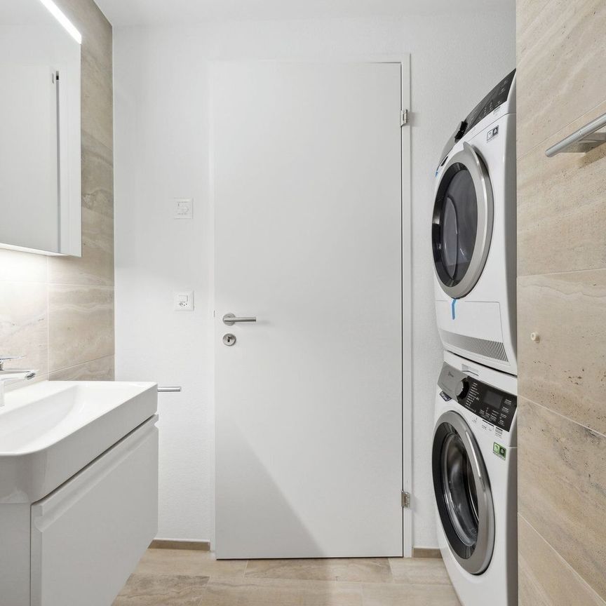 Modern Living in the City Center - Photo 1