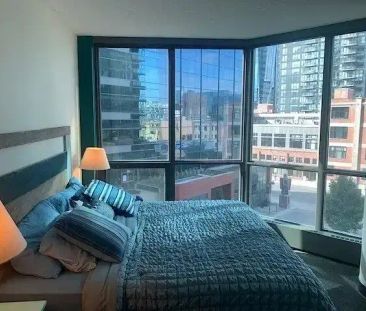 1 Bed / 1 Bath Furnished Downtown Condo **Includes Heated Parking &... - Photo 1