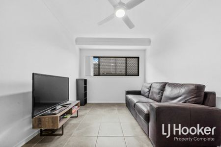 Modern Family Home with Side Access - Photo 3