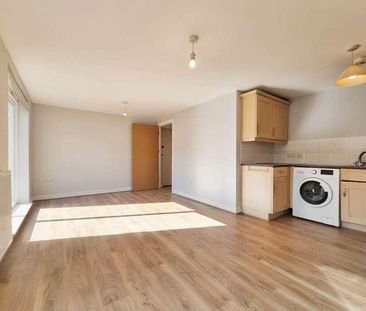 Compair Crescent, Ipswich, IP2 - Photo 3