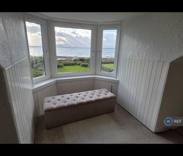 4 bedroom semi-detached house to rent - Photo 1