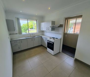 2-Bedroom Apartment with Parking - Photo 1