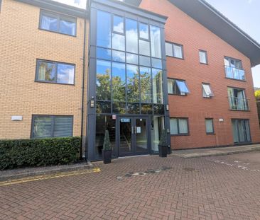 2 bedroom flat to rent - Photo 2
