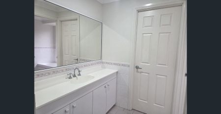 Conveniently Located Family Home in Green Valley - Photo 5