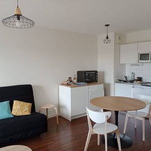 Loue appartement meublé T2 45m2 Jonelière garage - Photo 2