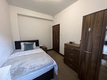 248 Hubert Road - Photo 4